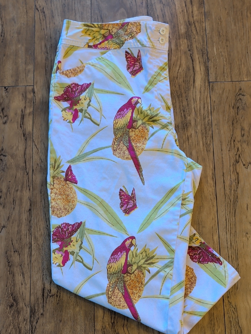 Bill Blass 90's Tropical Parrot & Pineapple Crop Jeans Cotton/Spandex Size 12
